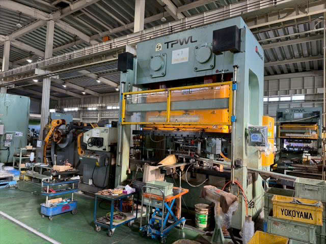 Máy dập cơ khí liên hoàn – dập cuộn AMADA / TPWL-300
