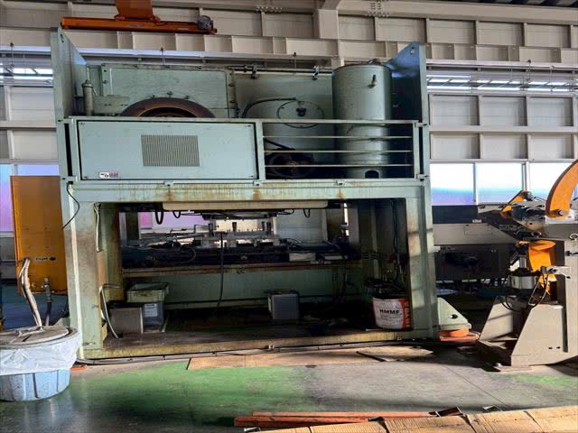 Máy dập liên hoàn, cấp phôi cuộn tự động AMADA TPWL-200 (No.3)