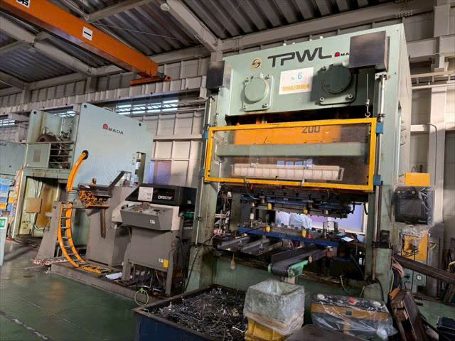 Máy dập cơ khí AMADA-TPWL-200