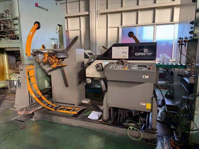 Máy dập cơ khí AMADA-TPWL-200