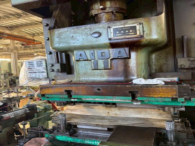 Máy dập cơ khí AIDA-NC1-110 (1983)