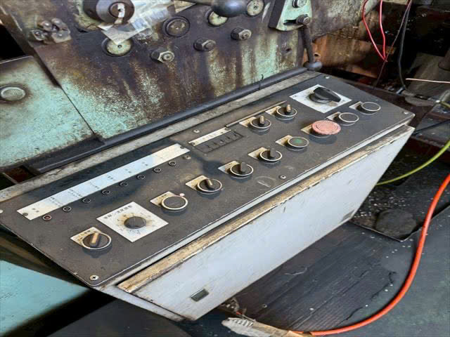Máy dập cơ khí AIDA-NC1-110 (1983)
